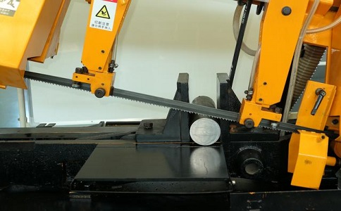 火炬开发区街道数控带锯床自动送料精度会出现偏差吗? 火炬开发区街道数控带锯床自动送料精度会出现偏差吗?